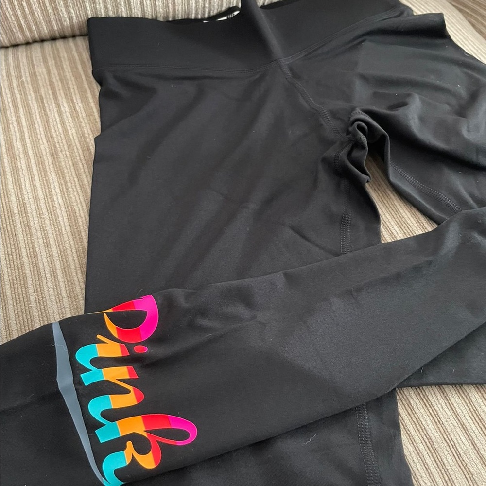 Vs PINK Ultimate leggings.